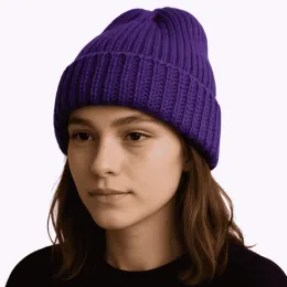 Шапка вязаная женская «Зимняя нежность»